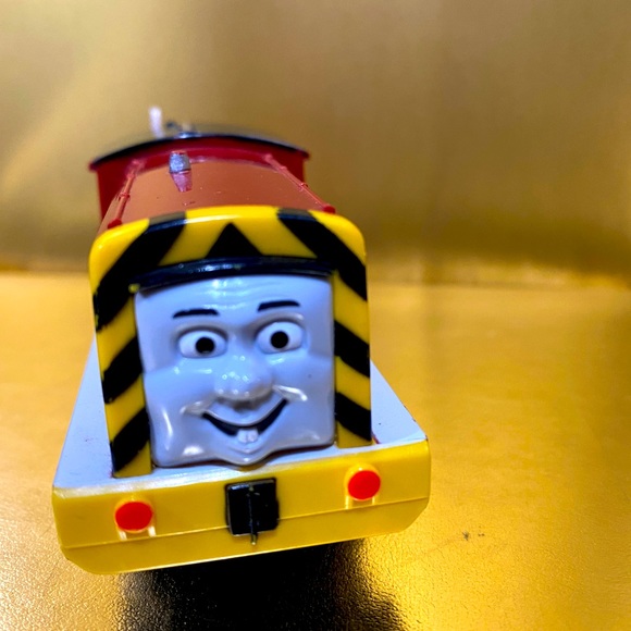 THOMAS AND FRIENDS VINTAGE 2002 TOMY SALTY #2991 RED TRAIN APPROX 4.75” - Picture 7 of 13